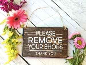 Please remove your Shoes Sign, Remove Shoes Sign, No Shoes Door Signs, Front Door Signs, Remove Shoes Door Sign, Take off shoes sign