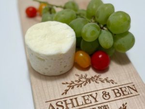 Personalized Wedding Gift, Personalized Cheese Board, Housewarming, Christmas Gift, Charcuterie Board, Engagement Gift, Custom Cutting Board