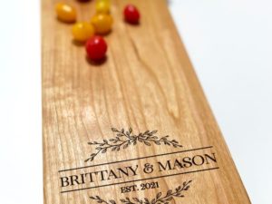 Personalized Christmas Gift, Personalized Cheese Board, Housewarming Gift, Charcuterie Board, Engagement Gift, Custom Cutting Board, Wedding